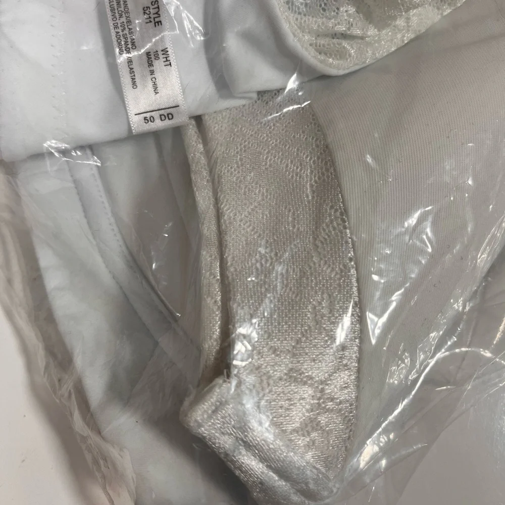 Leading Lady The Brigitte Full Coverage Padded Wirefree T-Shirt Bra White‎ 50DD